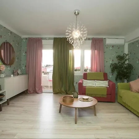Beach Apartment Butterfly With Sea View Split Exterior photo