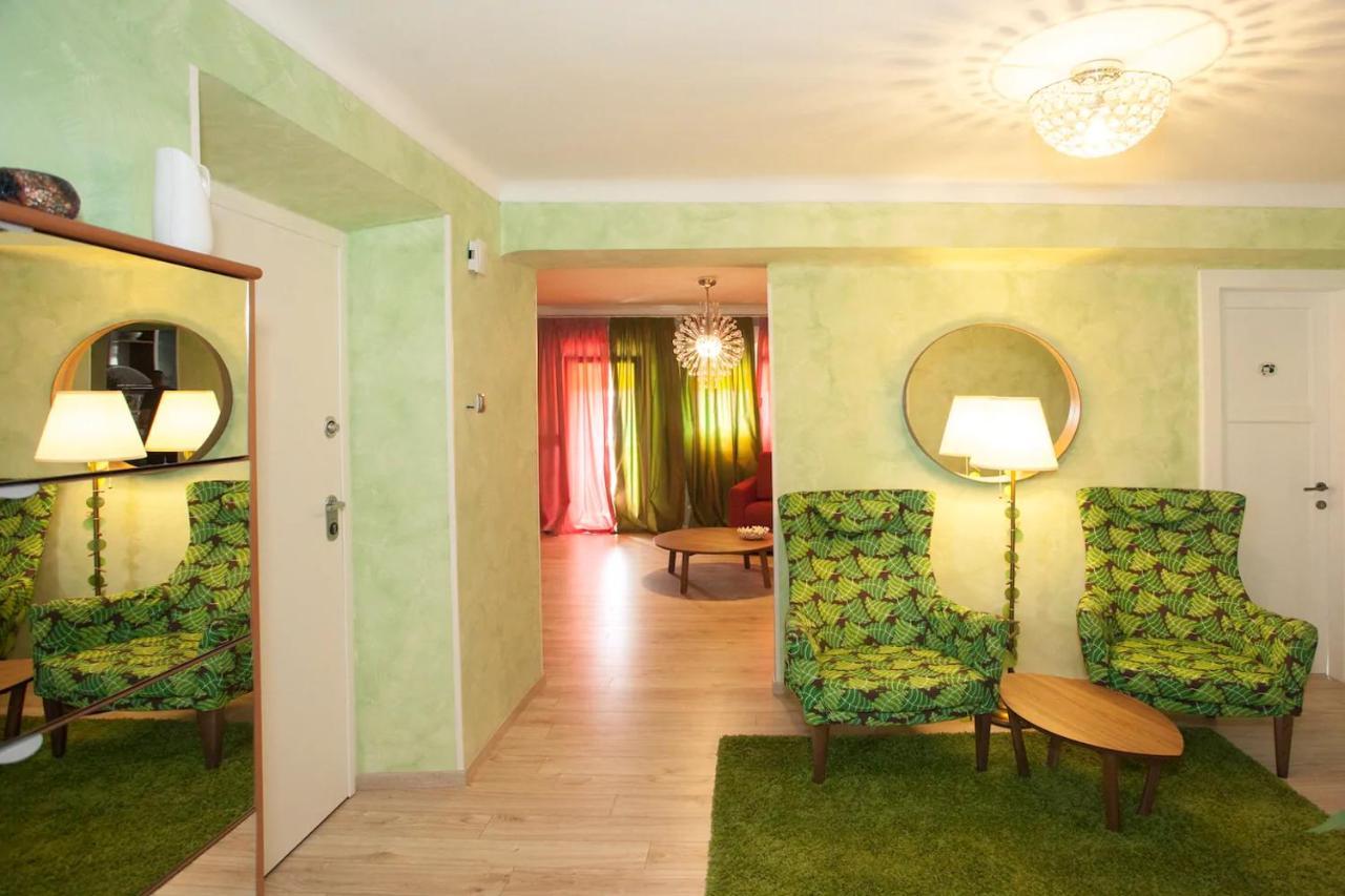 Butterfly With Sea View Apartman *