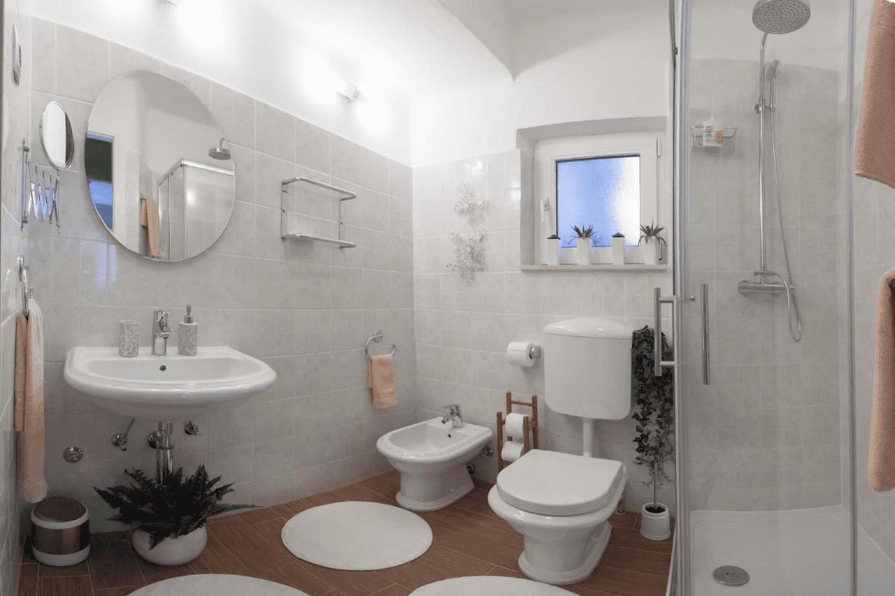 Apartman Butterfly With Sea View *